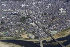 狛江市の街並みを空撮